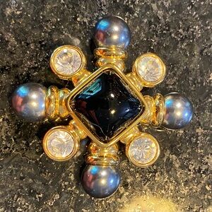 Joan Rivers San Lorenzo Maltese Cross Brooch/Pendant
